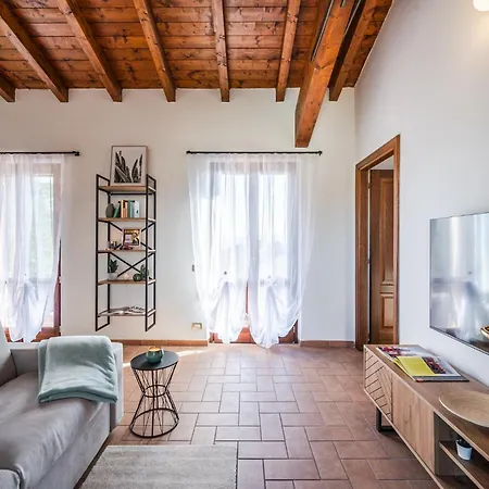 Hill Maranello, Vista E Relax Apartment