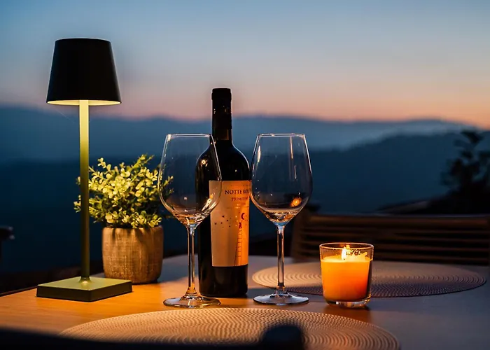 Hill Maranello, Vista E Relax